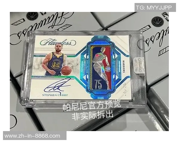 足球主播挑战拆帕尼尼球星卡揭开足球卡片背后的精彩世界 足球主播挑战拆帕尼尼球星卡揭开足球卡片背后的精彩世界